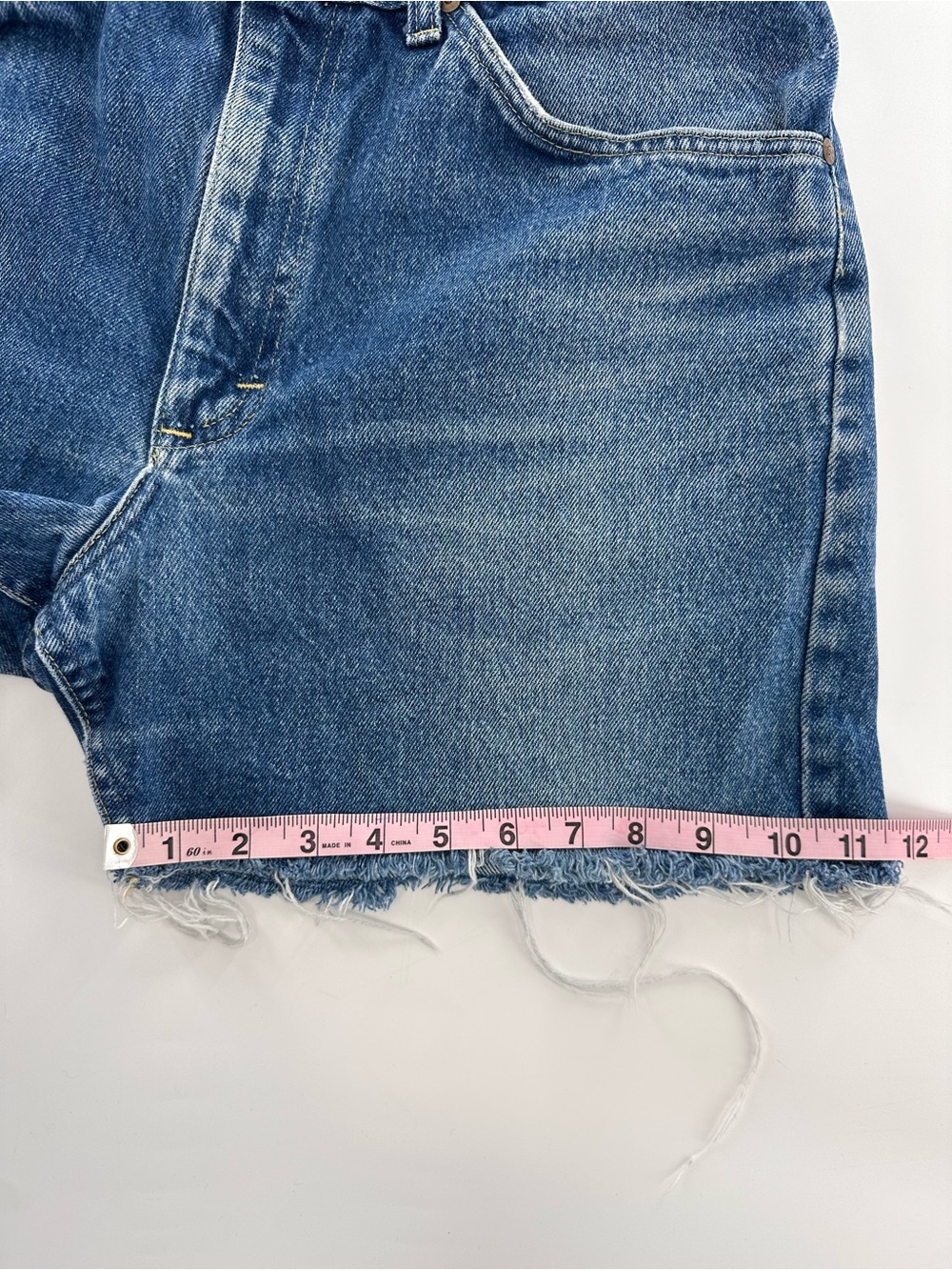 Vintage Lee Blue Denim Cutoff Shorts Size L - Picture 9 of 12